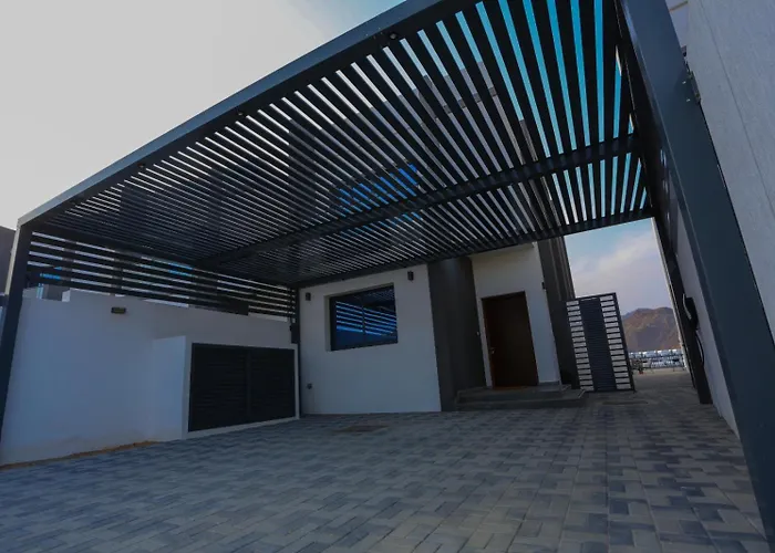 The Haven Villa With Marina Access, Free Ka Yak And Private Pool - Al Dana Island Fujairah