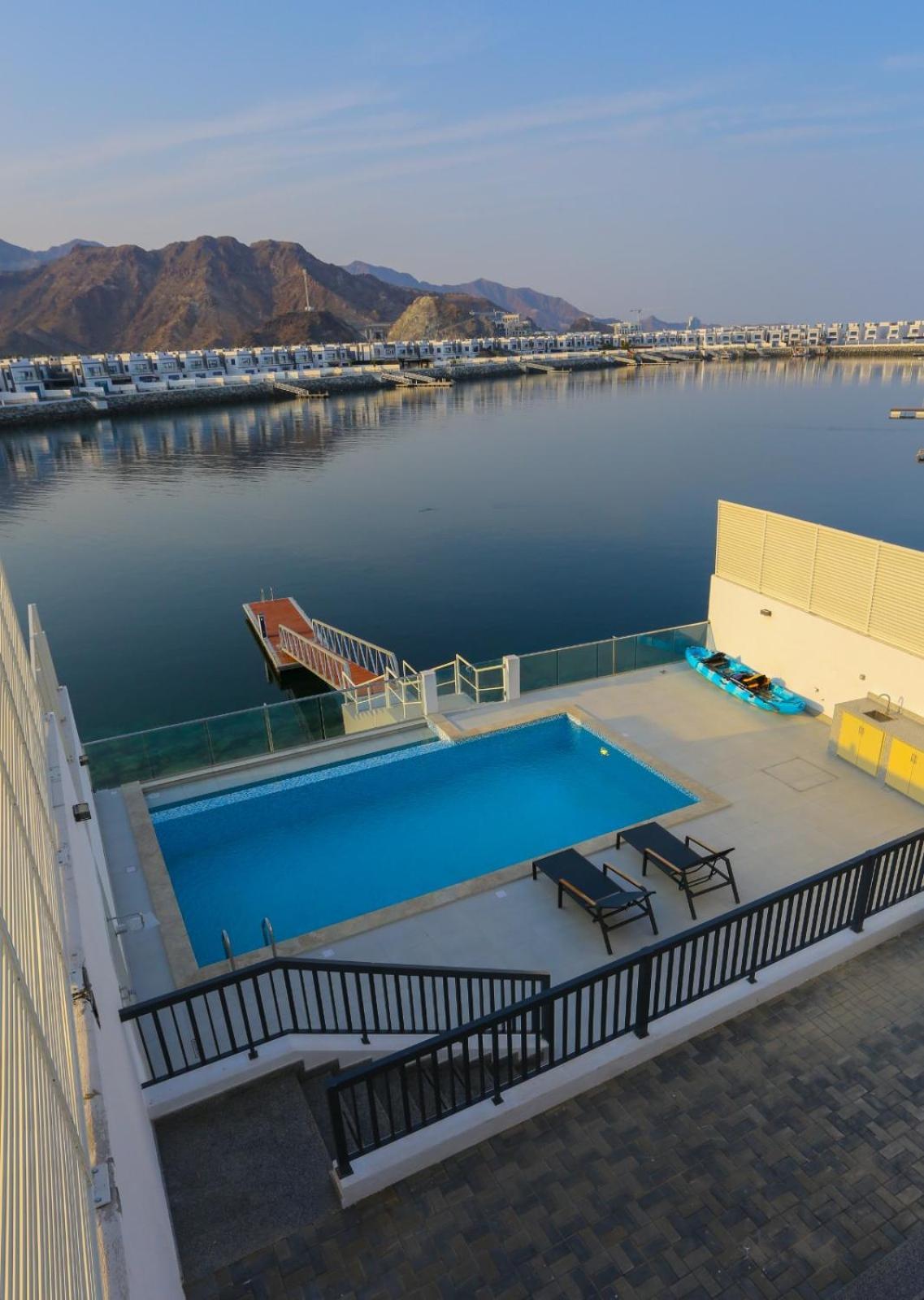 The Haven With Marina Access, Free Ka Yak And Private Pool - Al Dana Island Fujairah